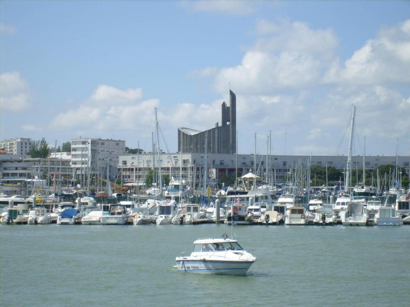 Royan - Appartement Vue Mer - Proximite Plage Et Parking Privatif Экстерьер фото