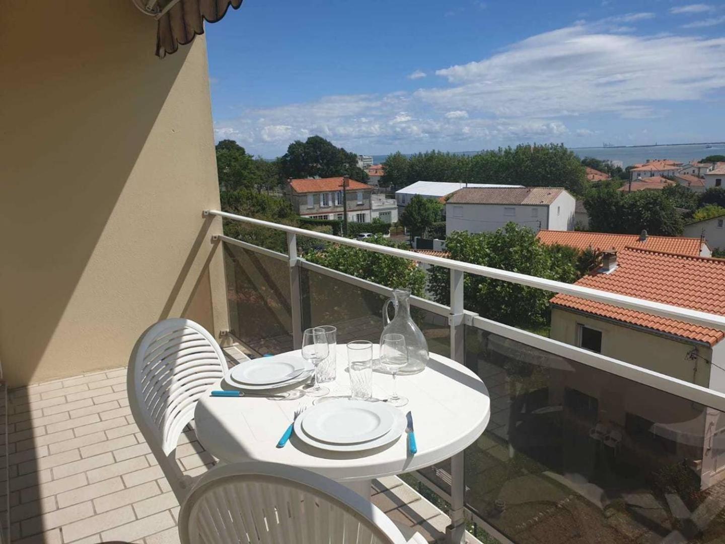 Royan - Appartement Vue Mer - Proximite Plage Et Parking Privatif Экстерьер фото